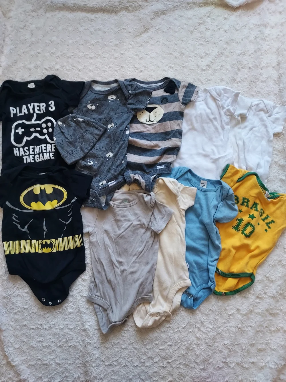 BUNDLE (24 pcs) 3-6mo Mixed Baby Boy Clothing Lot Everyday Grandma's House